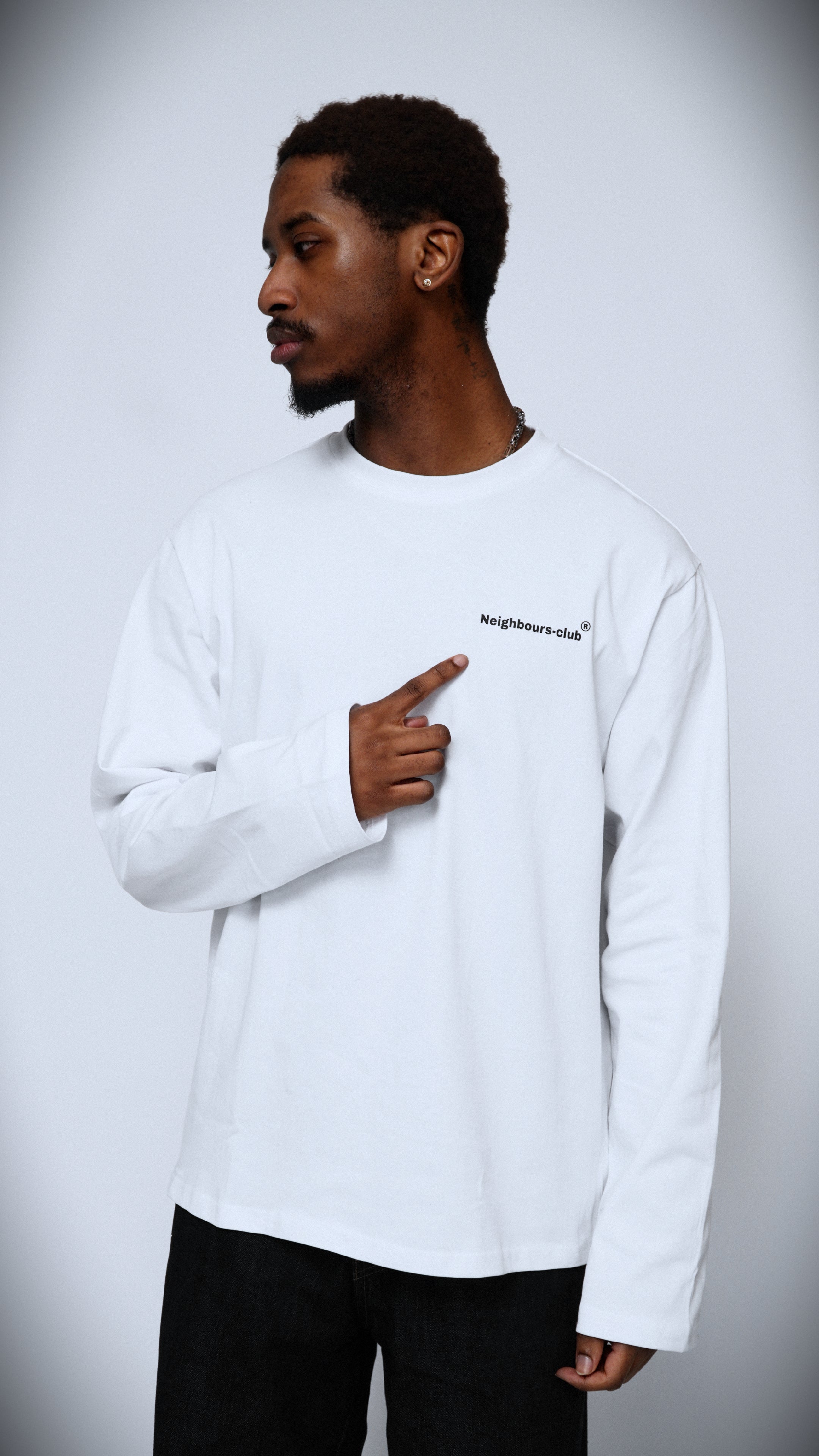 Neighbours-Club Heritage Longsleeve (Wit/Zwart)